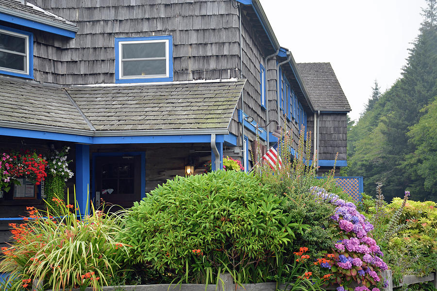 Kalaloch Lodge and Flowers Photograph by Bruce Gourley