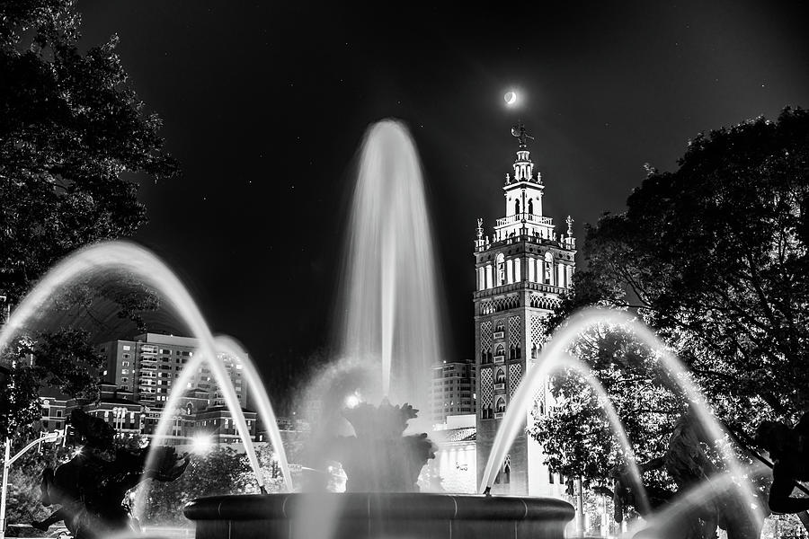 J.C. Nichols Fountain, Black and White, Kansas 2024 City Plaza, Missouri Wall Art, Square Art, Home Decor, Giralda Tower, Monochrome Decor