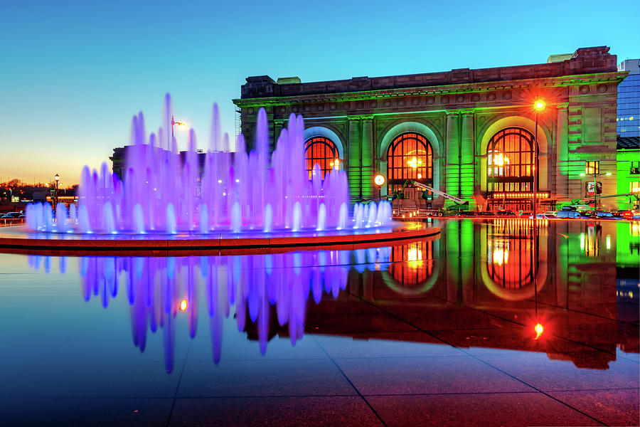 Kansas City Union Station Fountain Dusk Colors Photograph