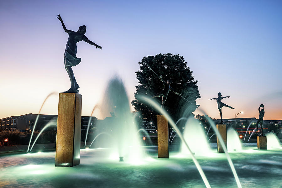Playful Waters - The Childrens Fountain Of Kansas City Photograph