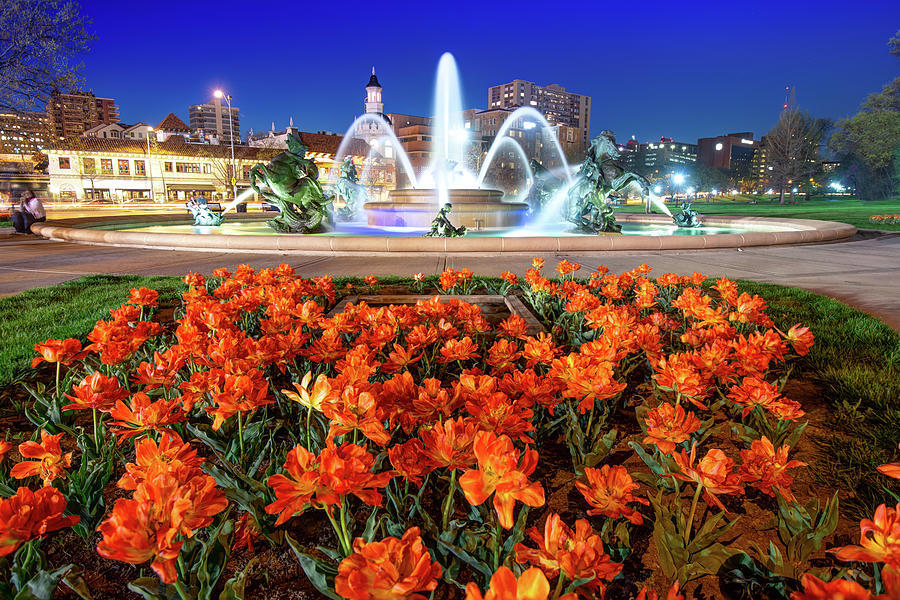 Kansas City's J.C. Nichols Fountain Over Spring Bloom Photograph by