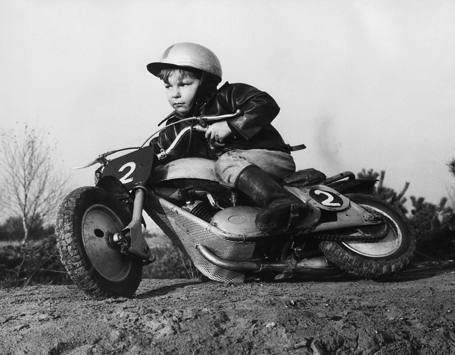 Keir Doe Photograph by Chris Ware Keir Doe Photograph by Chris Ware