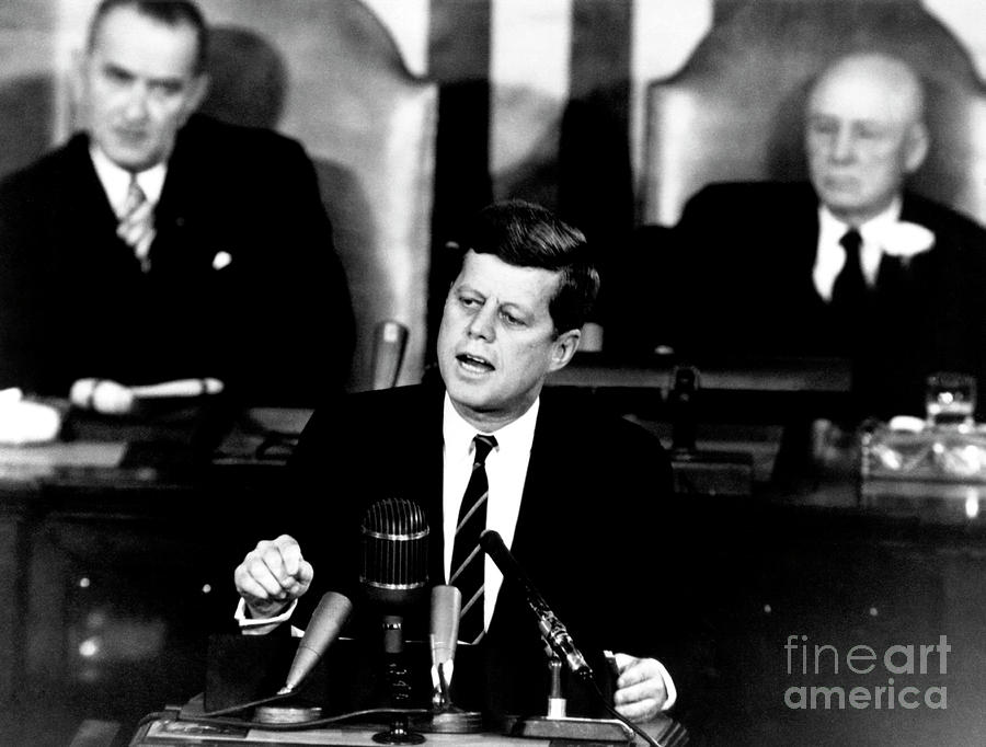 Kennedys Moon Landing Speech Photograph by Nasa/science Photo Library
