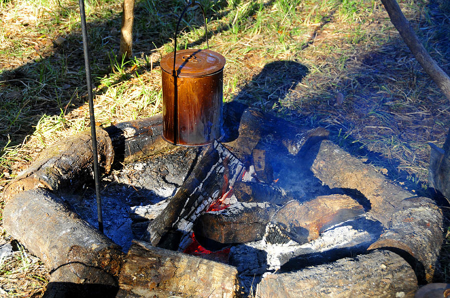Kettle cooking Photograph by David Lee Thompson