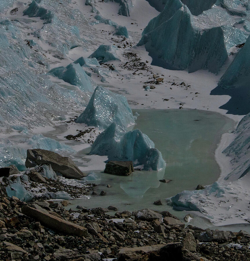 Khumbu Icefalls, EBC, Nepal Photograph by Leslie Struxness