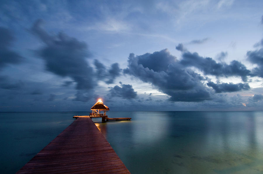 Kia Ora Resort, Rangiroa, Tuamotu Photograph by Sergio Pitamitz ...