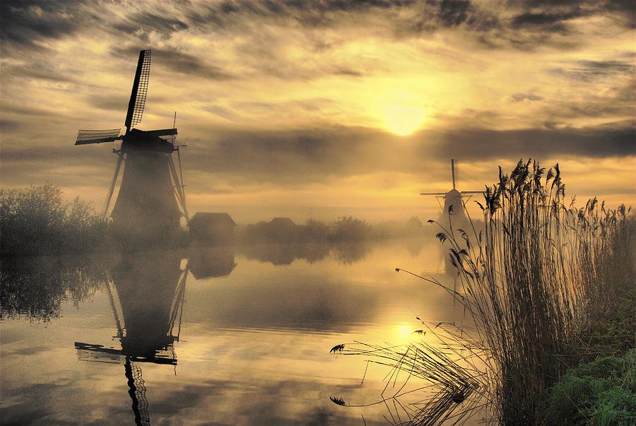 Kinderdijk Before Daybreak Photograph by Stehlibela-alias-scarbody