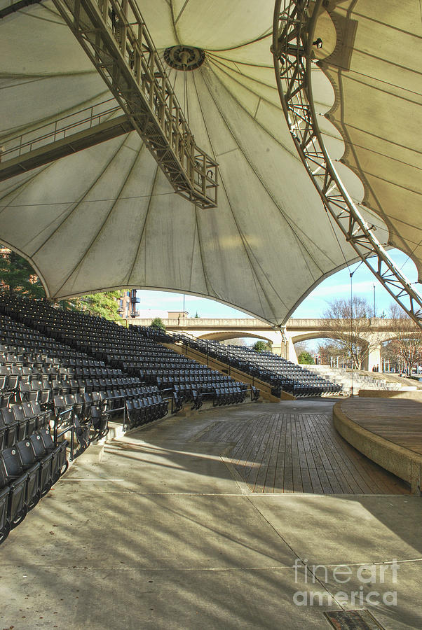 Knoxville Amphitheater Photograph by Phil Perkins