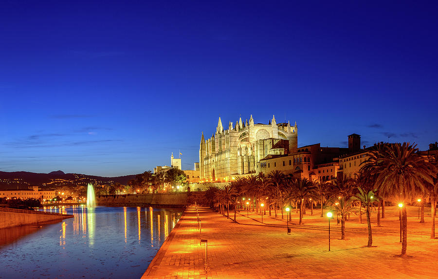 La Seu - Cathedral Of Palma De Mallorca Photograph by Juergen Sack