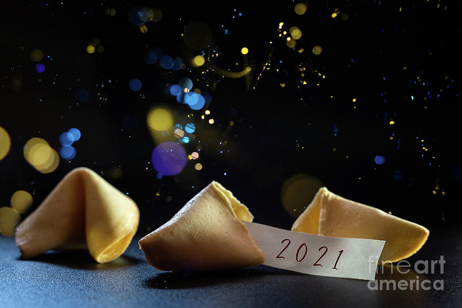 Label congratulating the new year 2021 on a lucky cookie, ideal  Photograph by Joaquin Corbalan