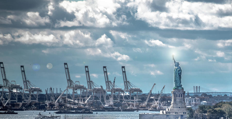 Lady Liberty with Industry of America Photograph by Patrick Boening