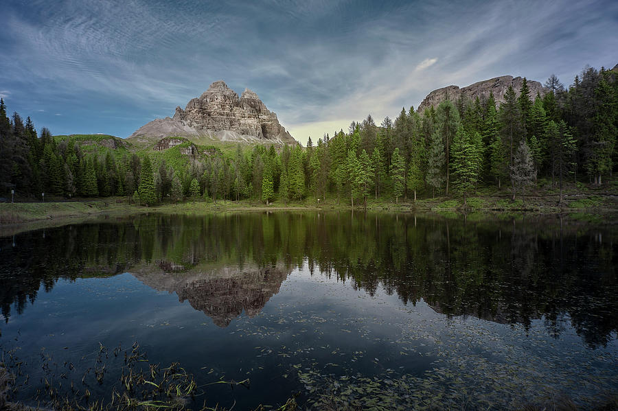 Lake Antorno in the Dolomites Photograph by Jon Glaser