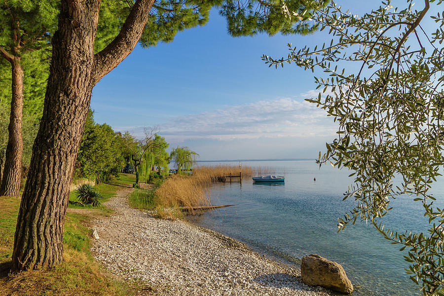 Lake Garda, Italy Photograph by Oriredmouse