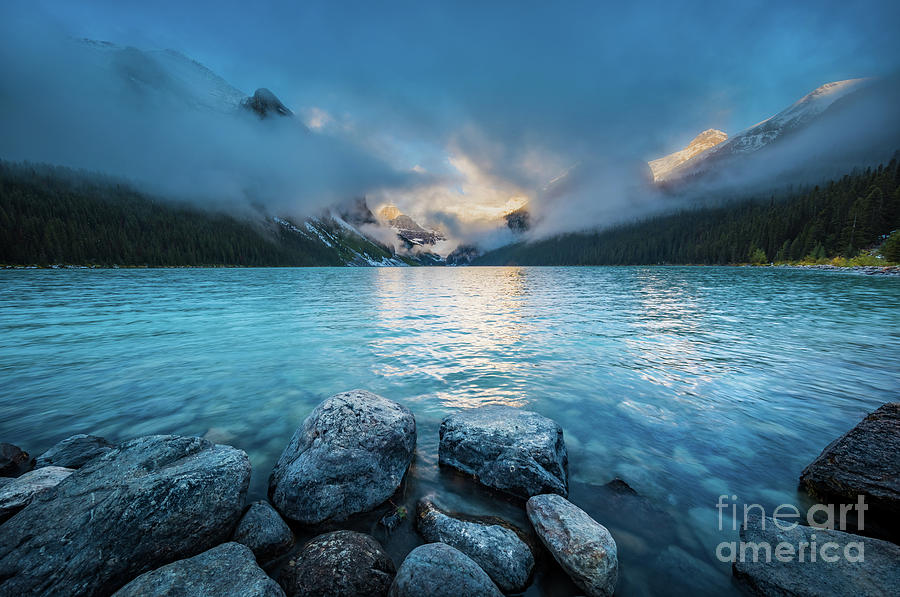 Lake Louise Morning Clouds Photograph by Inge Johnsson