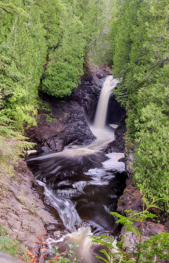 Waterfall Photograph - Lake Superior, North Shore-2611-hdr by Gordon Semmens