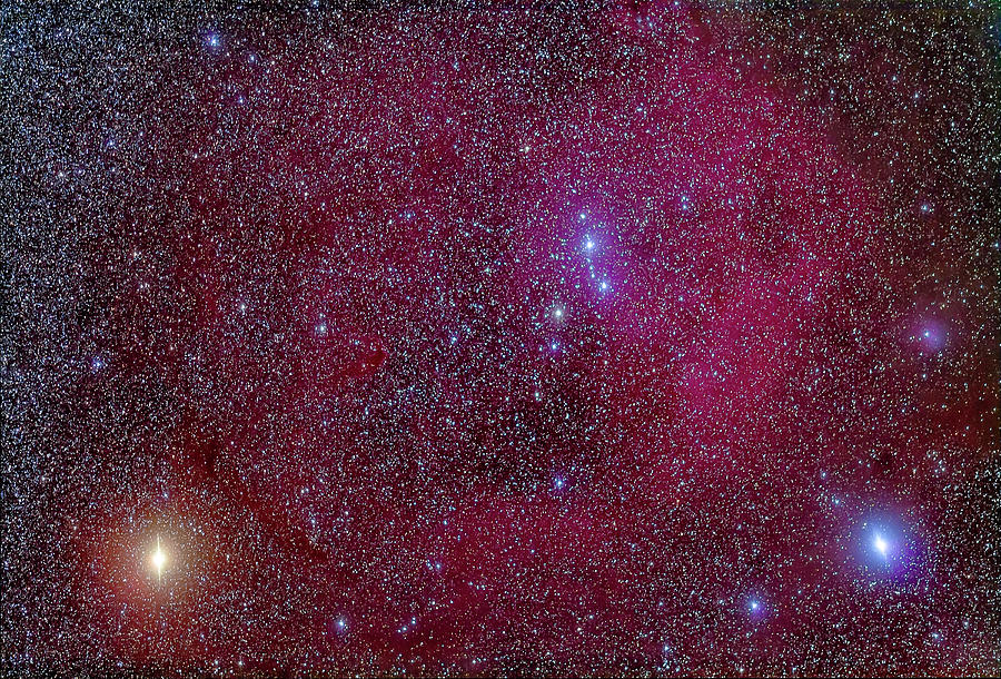 Lambda Orionis Nebulosity In Orion Photograph by Alan Dyer