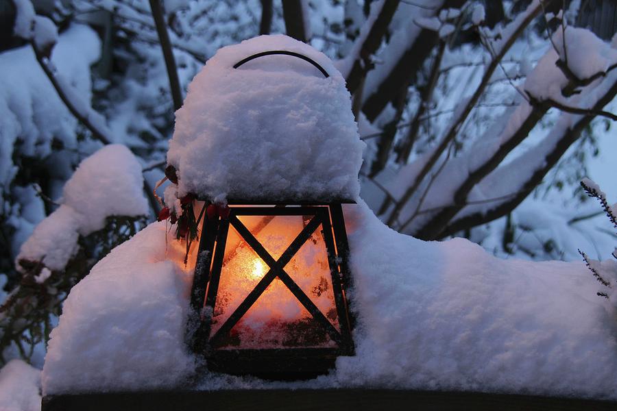 Lantern With A Cap Of Snow Photograph by Barbara Ellger