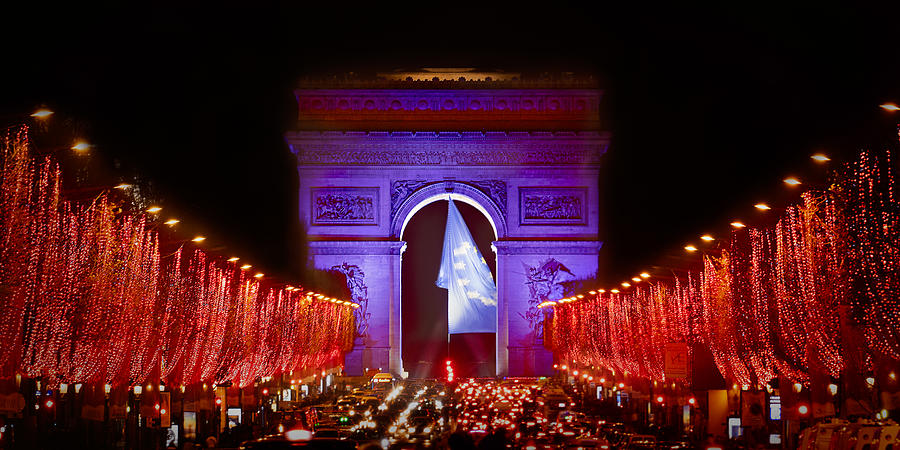 Paris Photograph - Larc De Triomphe De Ltoile Est Arriv En Europe by Jrg Zimmermann
