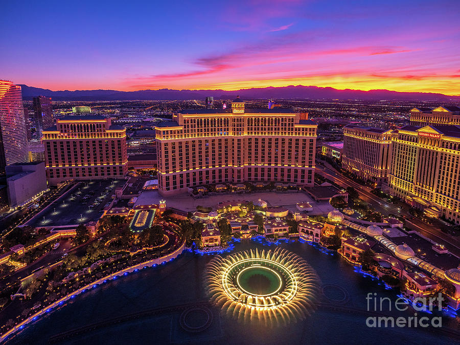 Las Vegas Bellagio Fountains Sunset Photograph by Mike Reid - Fine Art  America