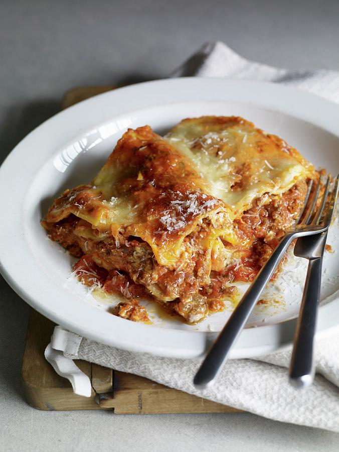 Lasagne Alla Bolognese lasagne With Bolognese Sauce, Italy Photograph by Jonathan Gregson