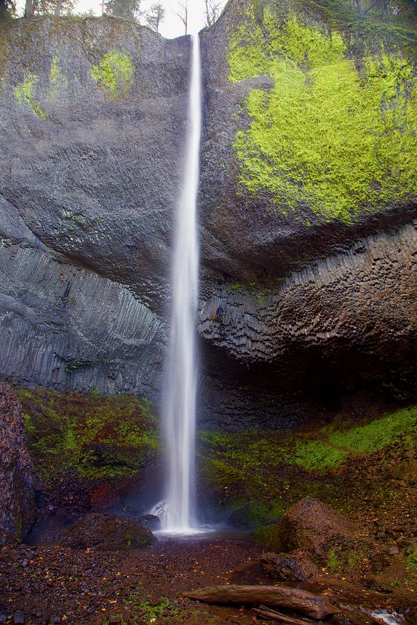 Latourell Falls Photograph by Todd Kreuter