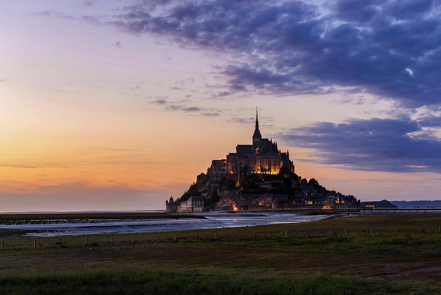 Le Mont-saint-michel Photograph by Jordi Ferre Gicquel - Fine Art America