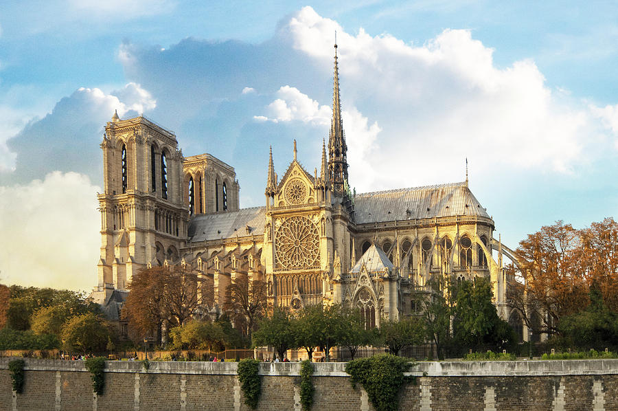 Le Notre Dame de Paris Photograph by Debra and Dave Vanderlaan
