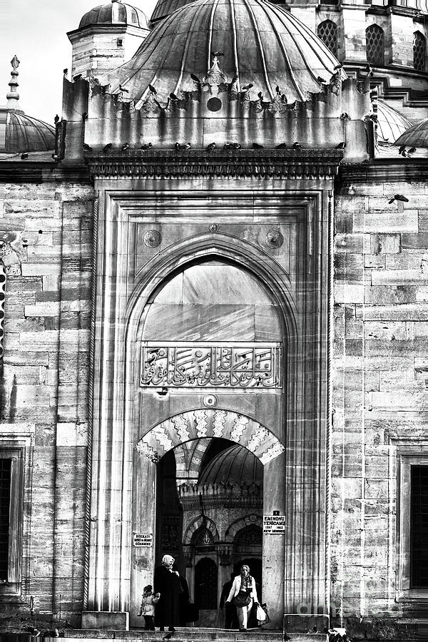 Leaving the New Mosque in Istanbul Photograph by John Rizzuto