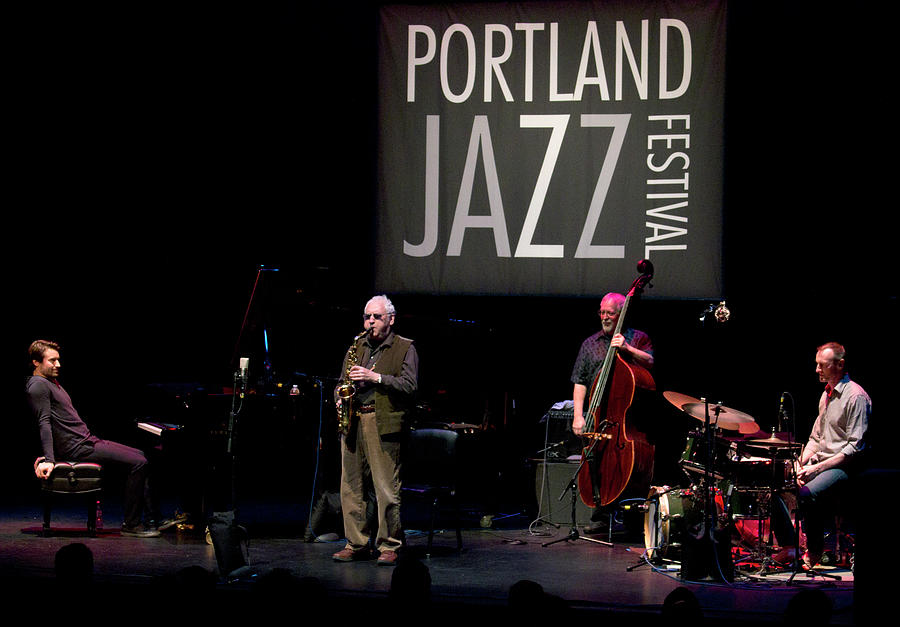 Lee Konitz Quartet Photograph by Lee Santa