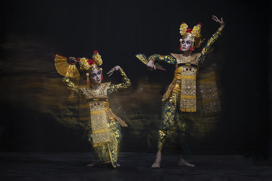 Legong Dance Performance Photograph by Nining Perintis