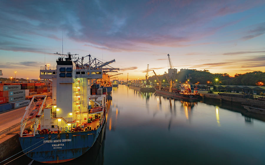 Leixoes harbour by Bruno Rosa Leixoes harbour by Bruno Rosa