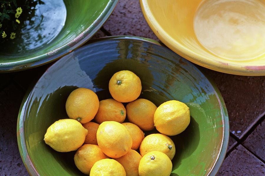 Lemons In Ceramic Bowl Photograph by Friedrich Strauss