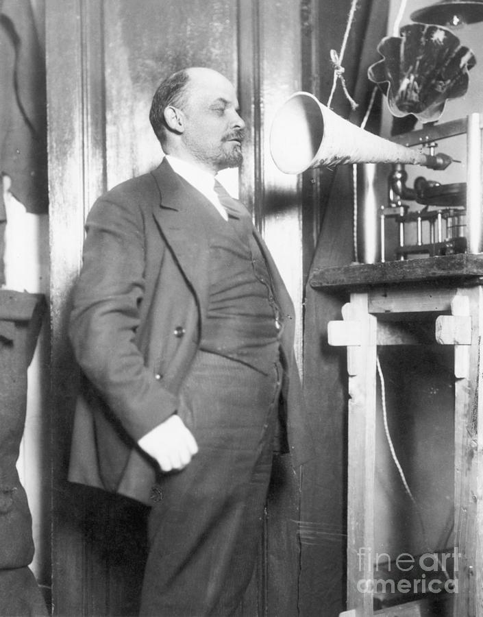 Lenin Making Recording Photograph by Bettmann
