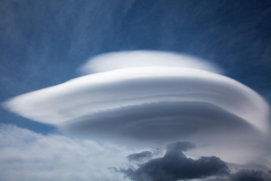 Lenticular Cloud Photograph by Dan prat