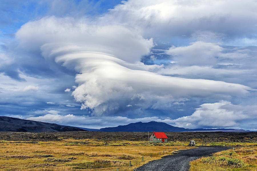 Lenticularis Cloud Over Hut Photograph by Günther Egger