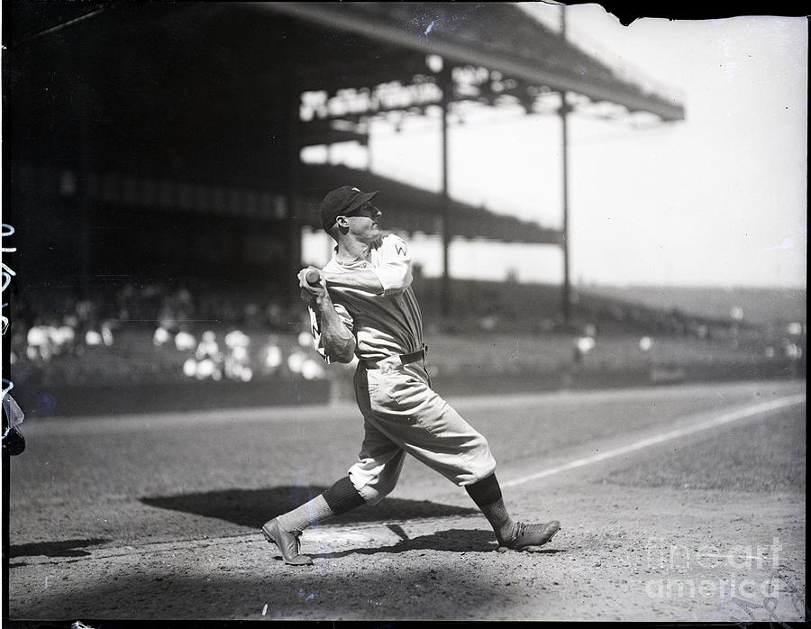 Leon Goose Goslin Photograph by Bettmann | Fine Art America