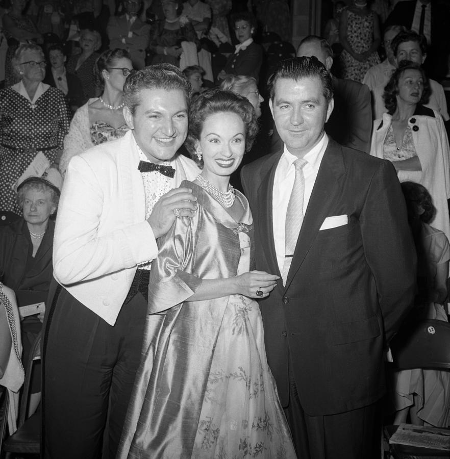 Liberace And Anne Blyth Photograph by Frank Worth - Pixels