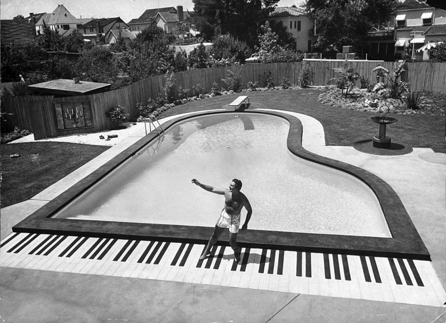 Liberace Misc.liberace Photograph by Loomis Dean Liberace Misc.liberace Photograph by Loomis Dean