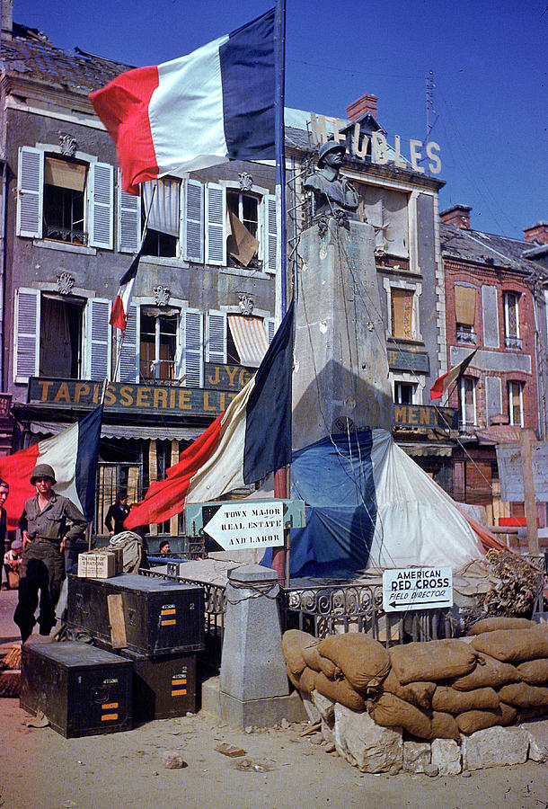Liberation Of La Haye Du Puits Photograph by Frank Scherschel