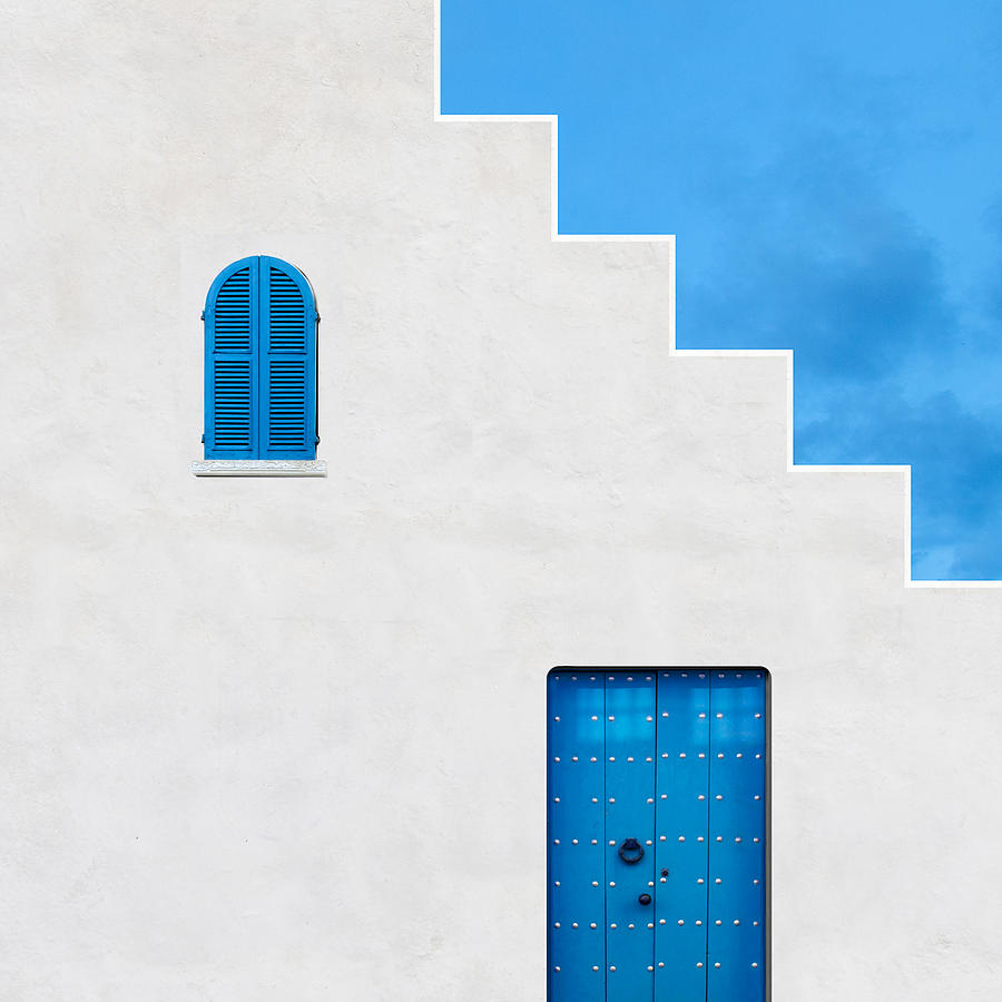 Life In Blue Photograph by Alfonso Novillo