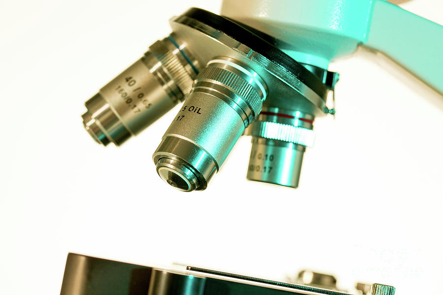 Light Microscope Lenses Photograph by Wladimir Bulgar/science Photo Library