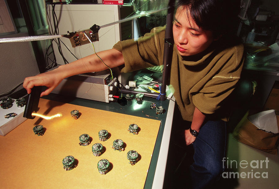 Light-sensitive Robots Photograph by Peter Menzel/science Photo Library