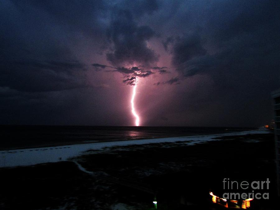 Streak of Nature Photograph by Judy Bugg Malinowski | Fine Art America