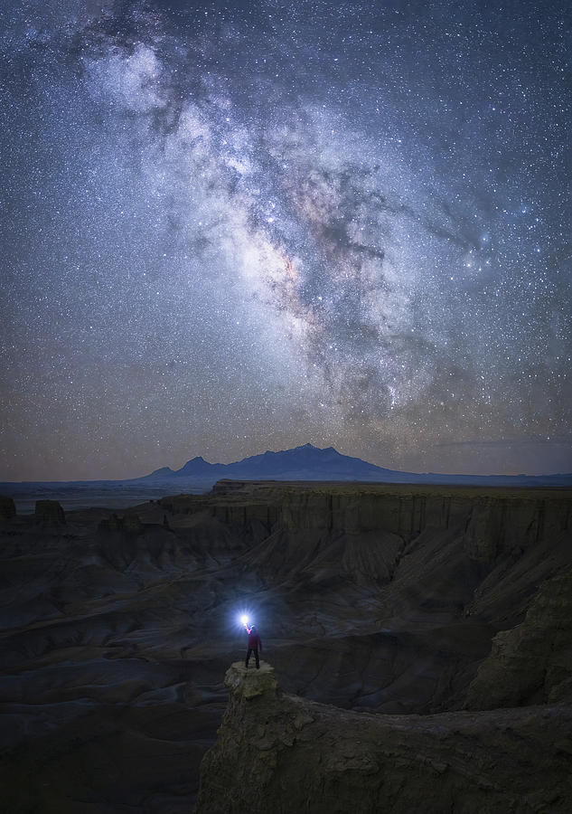 Lightening The Night Sky Photograph by Michael Zheng