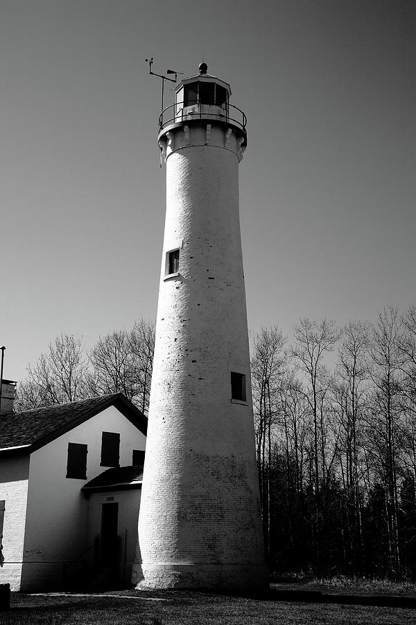 Lighthouse - Sturgeon Point Michigan 2 BW Photograph by Frank Romeo
