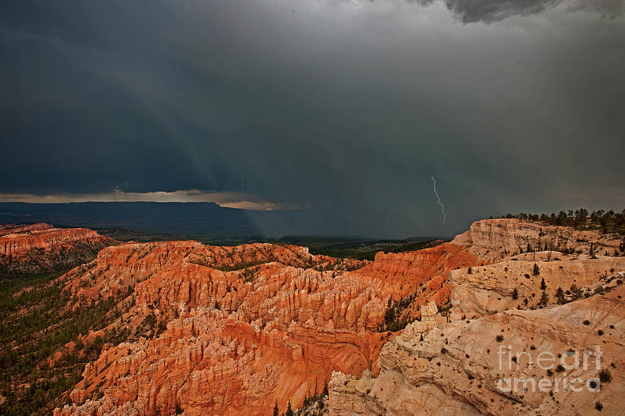 Lightning And Thunderstorm Bryce Canyon National Park Utah Photograph by Dave Welling