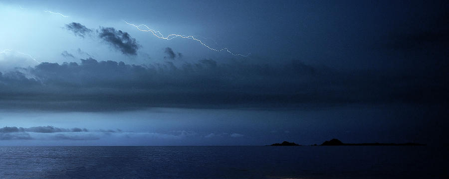 Lightning During Storm, View At Pigeon Island National Park, Nilaveli ...