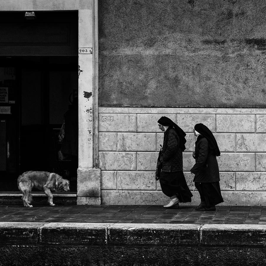 Black And White Photograph - Linchino by Massimo Della Latta