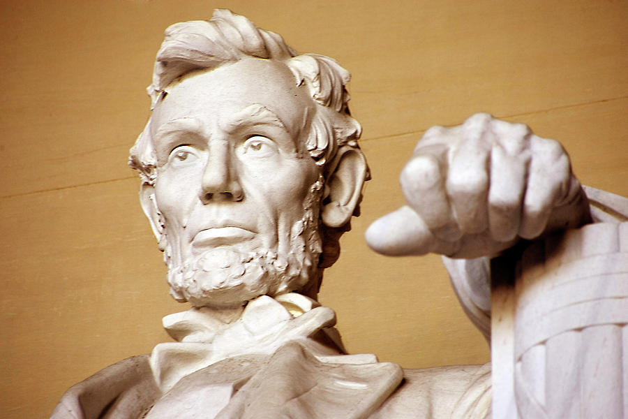 Abraham Lincoln Digital Art - Lincoln Memorial, Washington Dc by Claudia Uripos