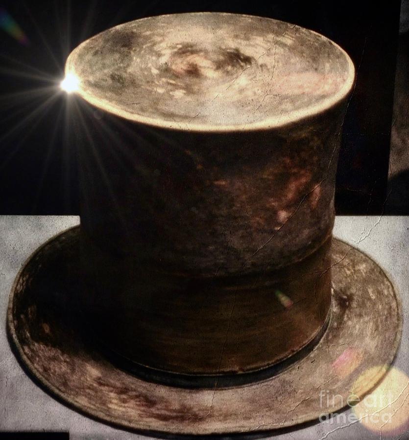 Lincolns Hat Photograph
